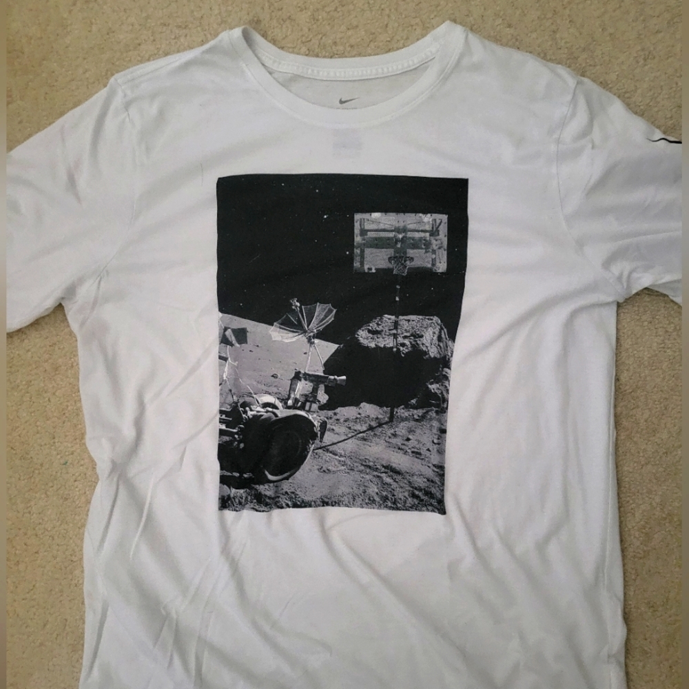 Nike Basketball Space T-shirt